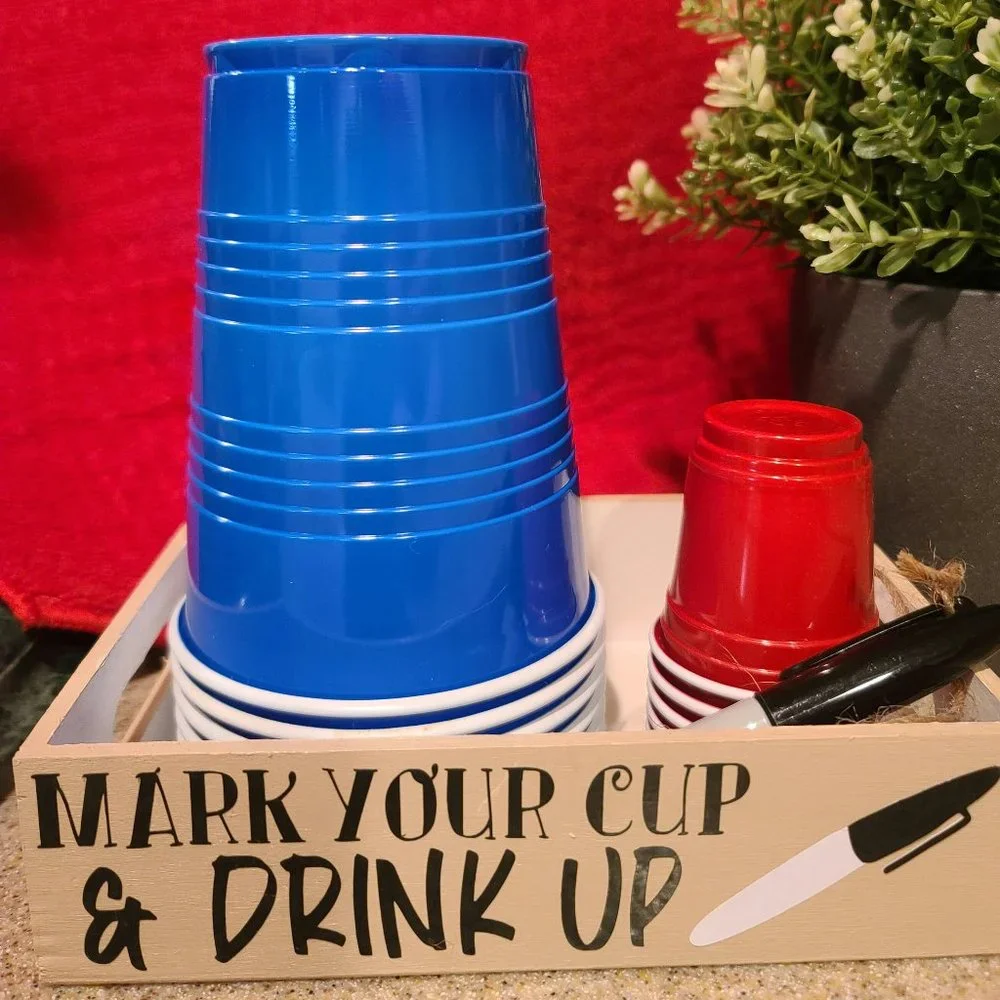 Holiday Mark Your Cup & Drink Up - Host Party Cup Organizer for disposable cups